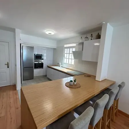 Casa Claudia Radazul Feriehus *