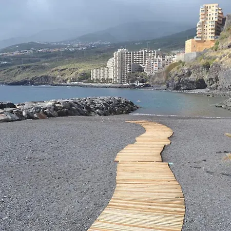 Casa Claudia Radazul Feriehus *