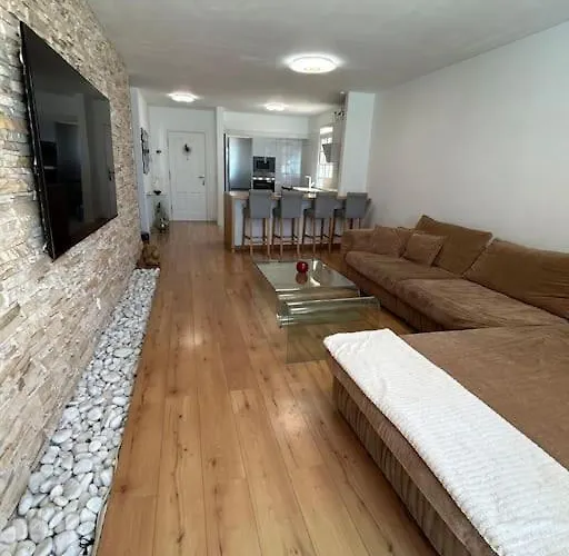 Casa Claudia Radazul *