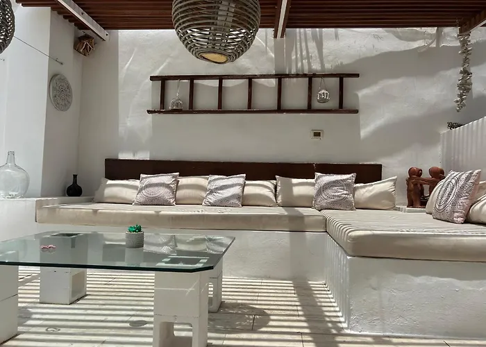 Casa Claudia Radazul Дом отдыха Санта-Крус-де-Тенерифе